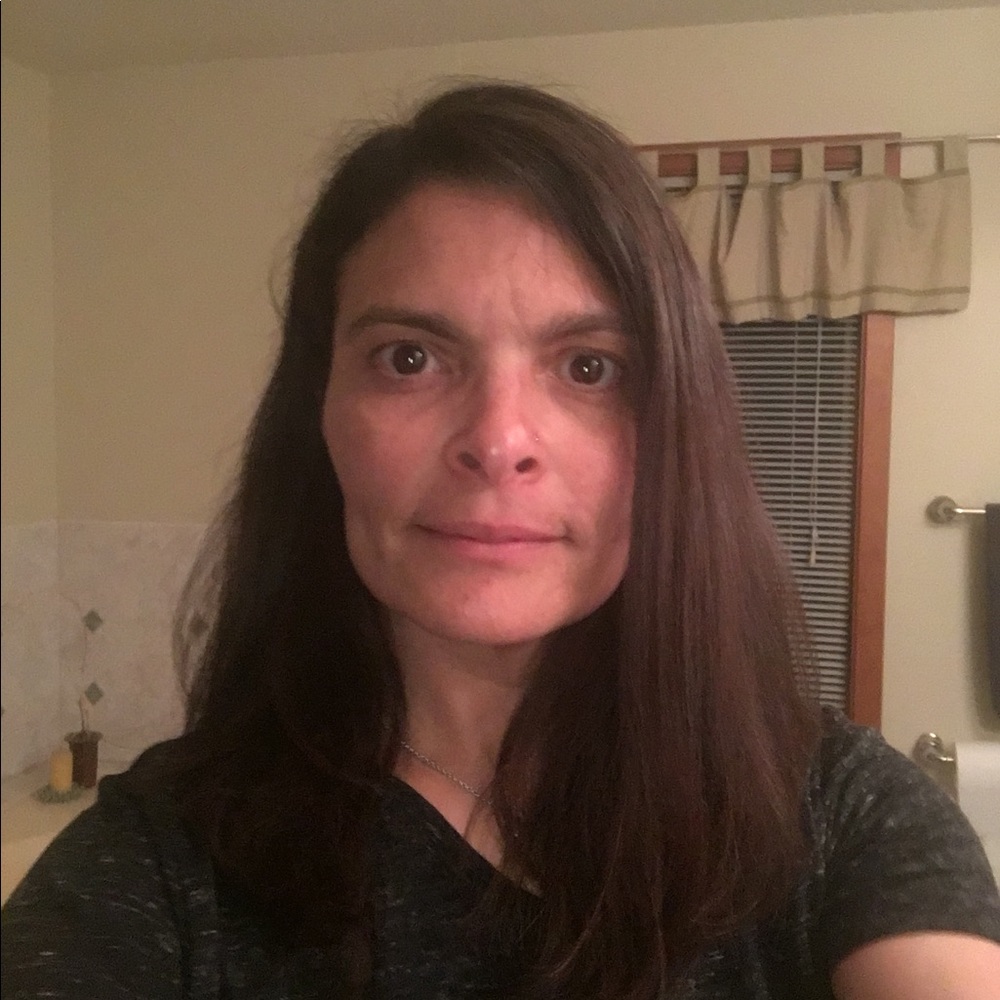 Meet your Posher, Liz